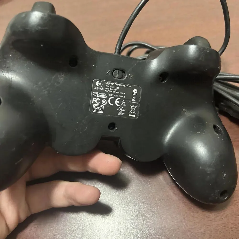Logitech Precision Wired Controller For Xbox - Picture 3 of 3